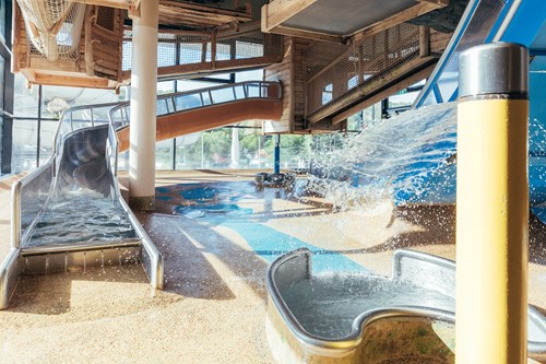 Erlebnisbad_Wasserspielpark_01_h